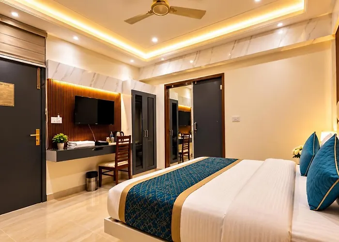 Hotel Baba Deluxe Near New Delhi Railway Station And City Center -By Rcg Hotels