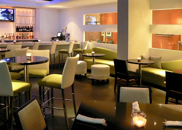 Novotel Toronto North York