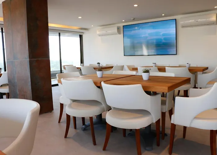 Square Design Hotel