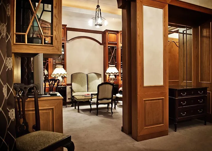 Hotel De Vendome Paris