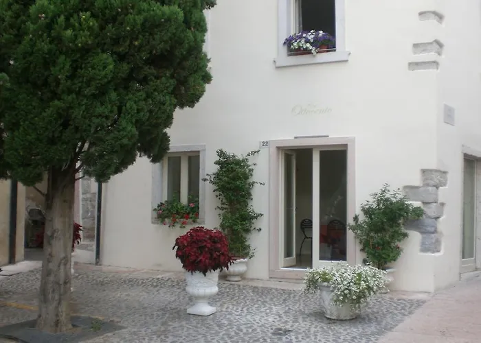 Ca' Ottocento Bed and Breakfast Lazise