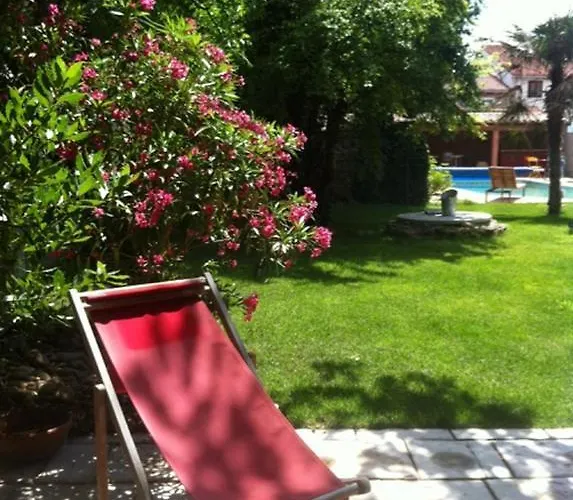 Bed and Breakfast La Cathare à Lézignan-Corbières