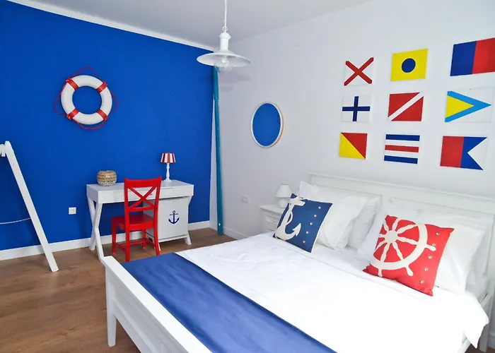 Nautical Rooms Old Town