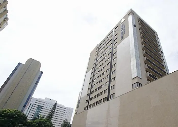 Duplex Apto Setor Hoteleiro Norte com serviço diário de limpeza Brasília