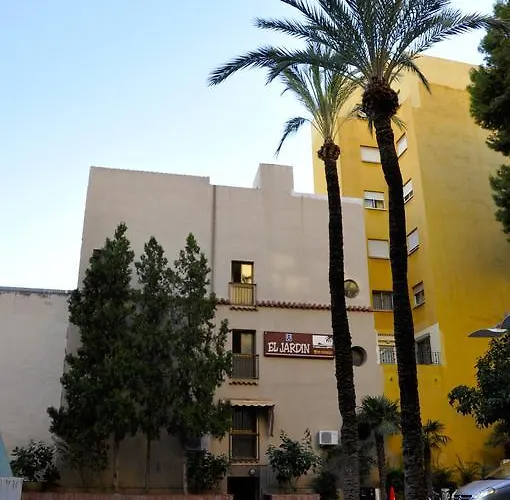 Hostal El Jardín Benidorm