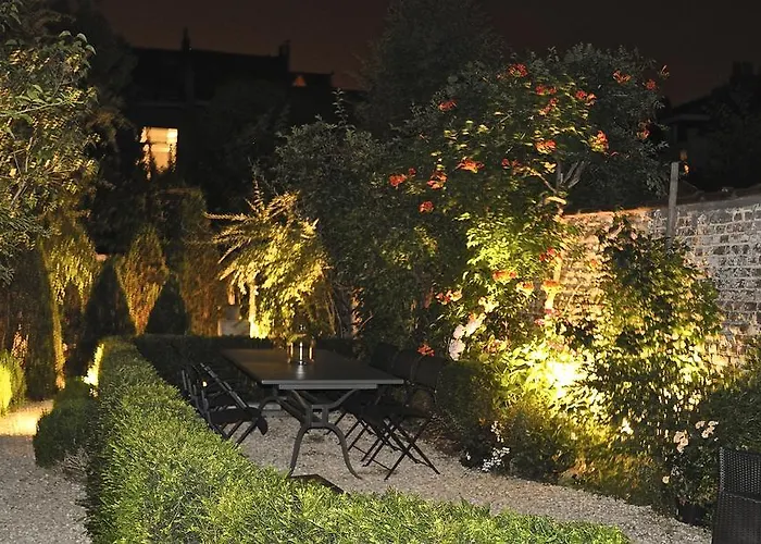 B&B Un Jardin En Ville Saint-Gilles