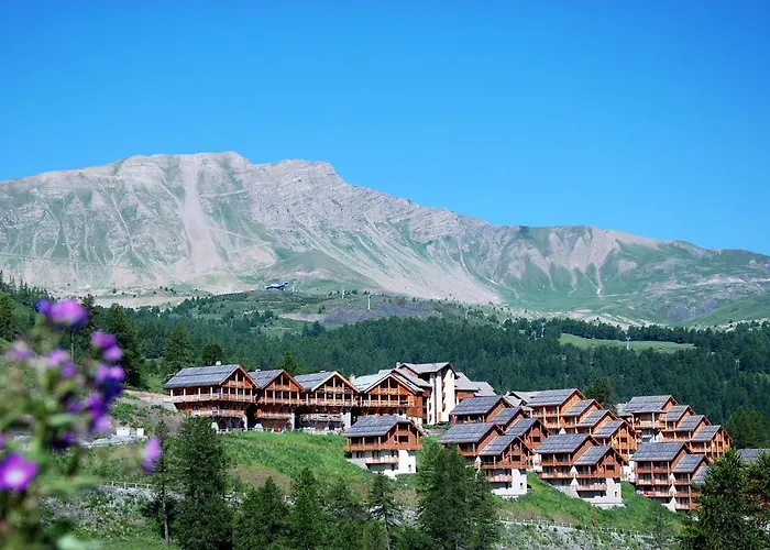 Les Chalets des Rennes by Infini M. Vars 