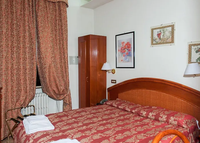 Vip Hotel