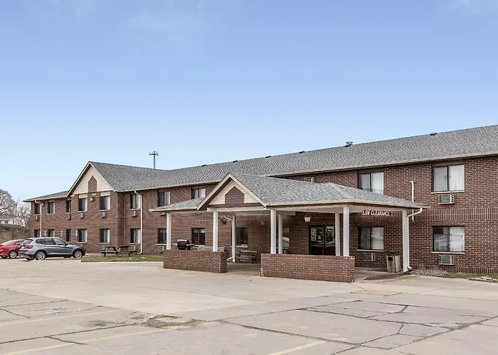 Econo Lodge Inn & Suites Dubuque