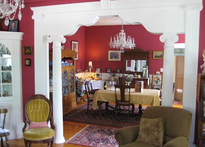 Historic Hill Inn Newport