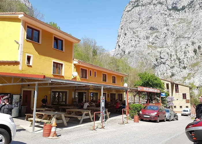 Hotel Garganta del Cares