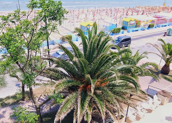 Hotel Dinarica Marotta