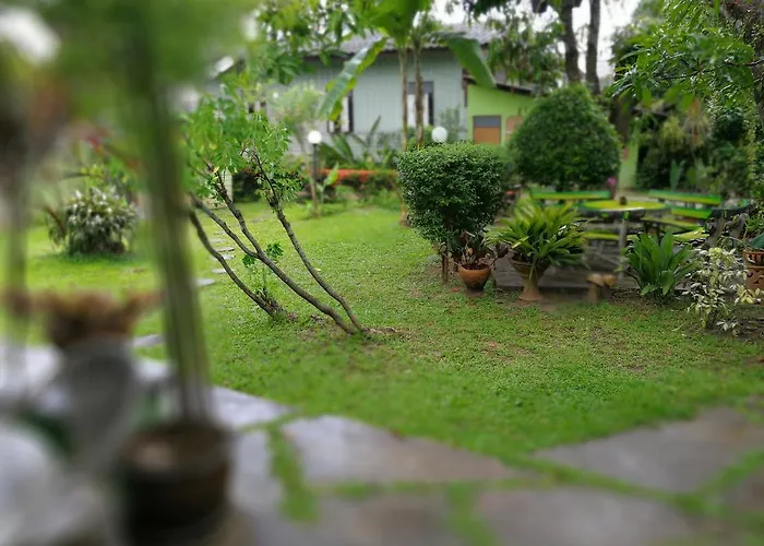 Baan Bua Guest House