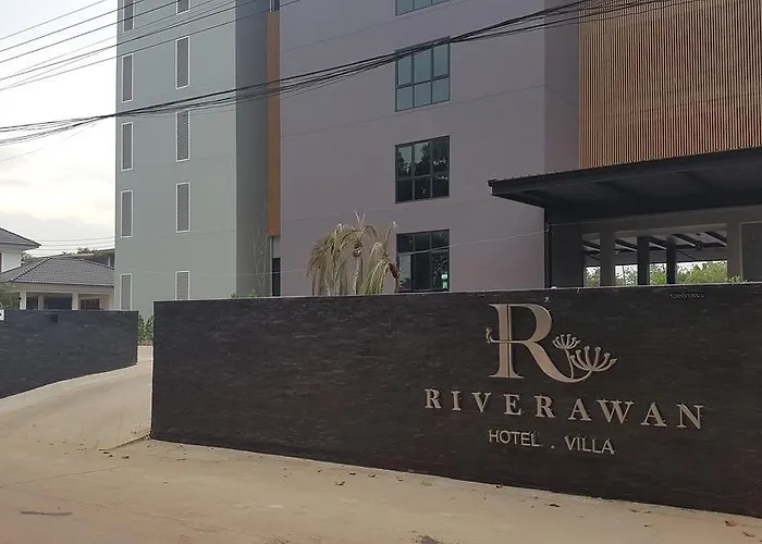 Riverawan Hotel