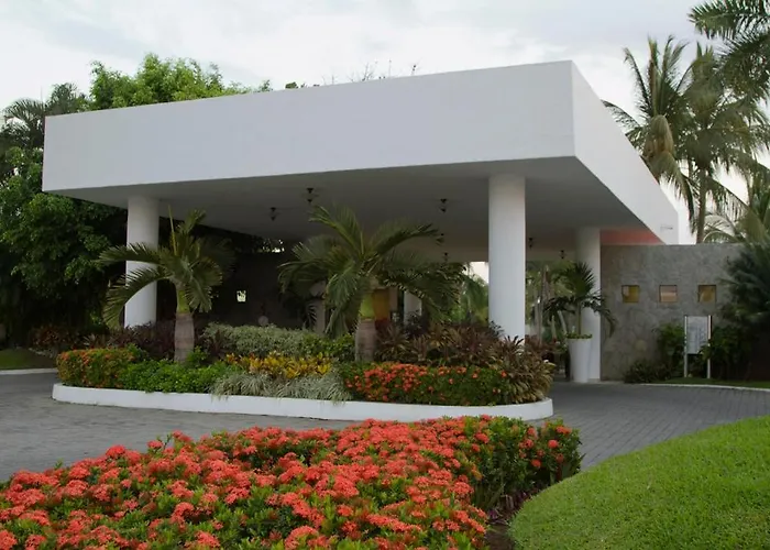 Ocean Breeze Acapulco