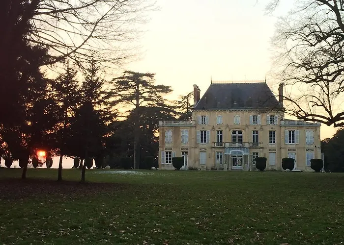 Chateau de la Rocherie Nevers Nord / Varennes-Vauzelles