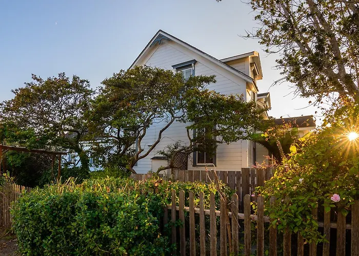 Nicholson House Inn & Spa Mendocino