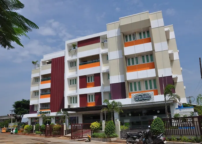 Hotel Green Palace