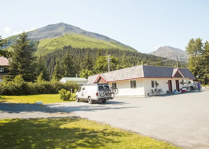 Trailhead Lodging Seward