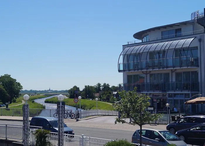 Nordseehotel Benser Hof Garni am Hafen Bensersiel