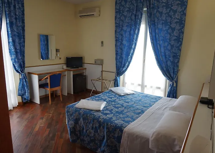 Hotel Tritone