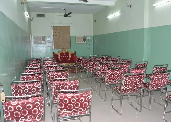 Hotel Naveen Residency