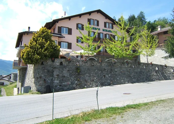 Hotel Ristorante Miravalle Teglio