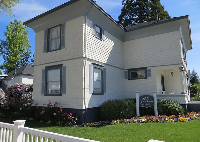 Arbor Guest House
