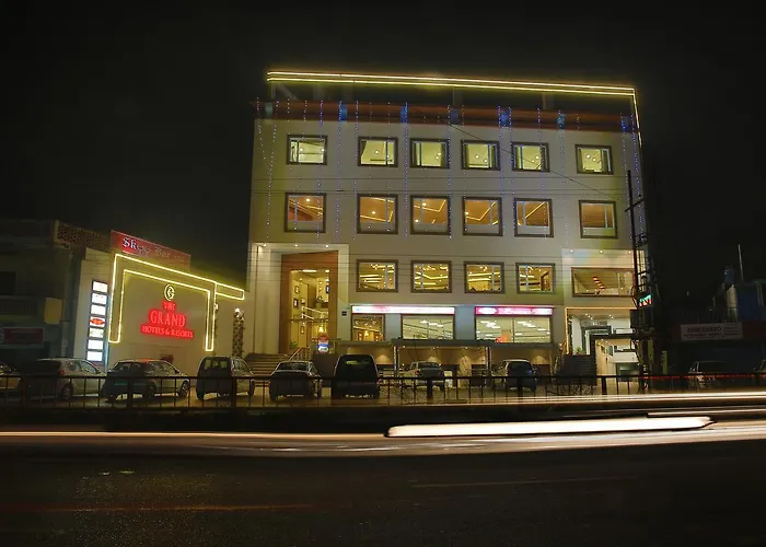 Grand Hotel Nawanshahr