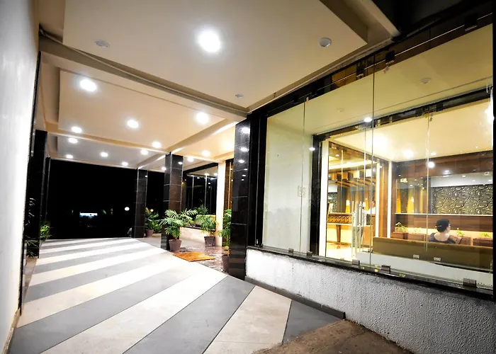 Hotel Surabhi Regency