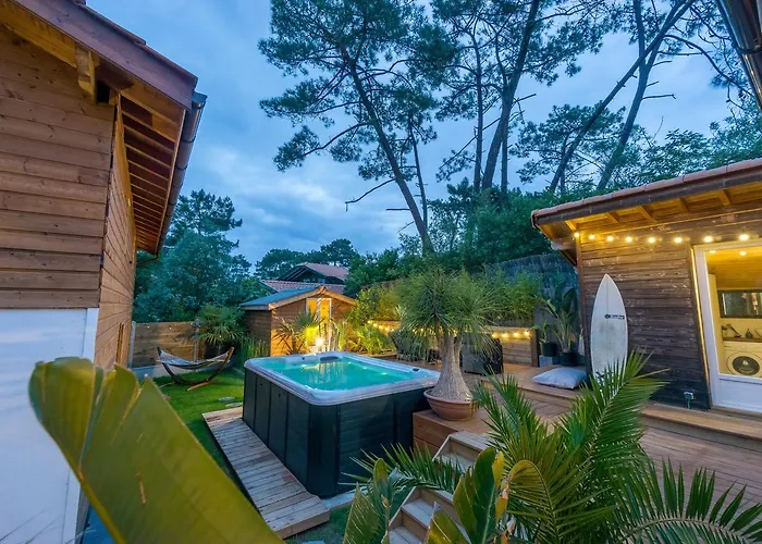 Wood'N Sea Surf Lodge - Auberge De Jeunesse