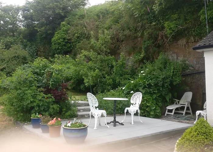 Rocklands House Bed And Breakfast