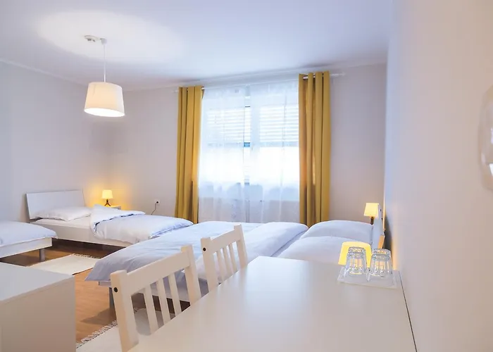 Hop House Garni Hotel