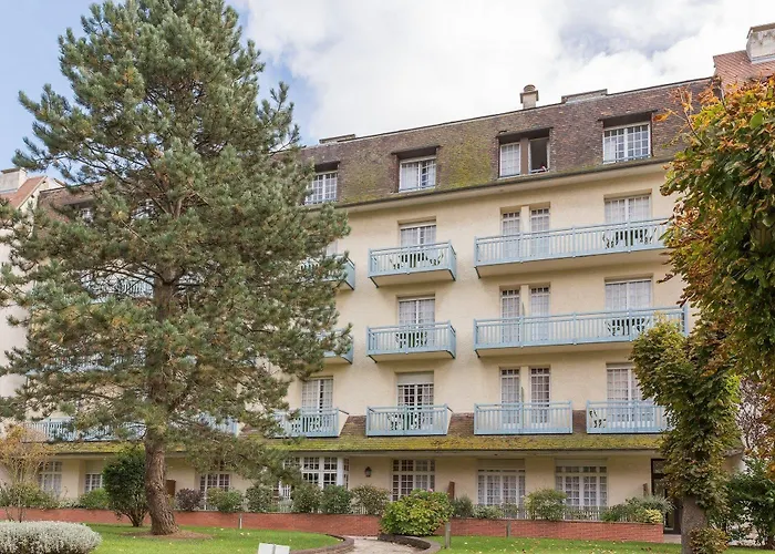 Residence Pierre & Vacances Le Castel Normand Deauville