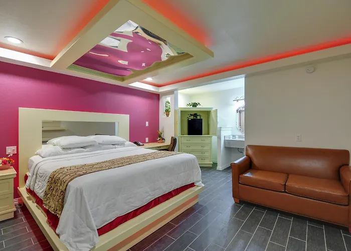 Romantic Inn & Suites Dallas