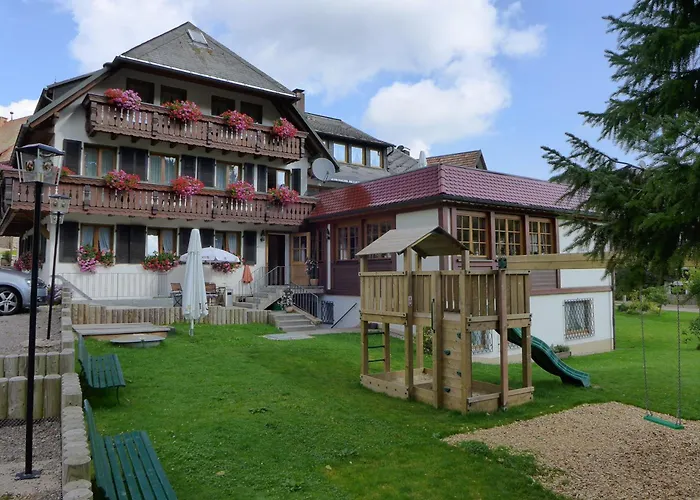 Landhotel Und Apartments Sonneck Feldberg 