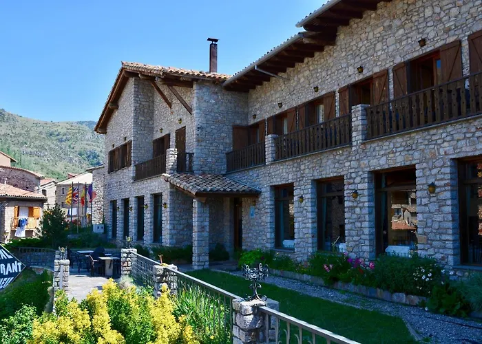 Hostal La Neu Castellar De N'Hug