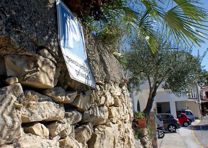 Albergo La Pineta Marina dʼMarina dʼAndora