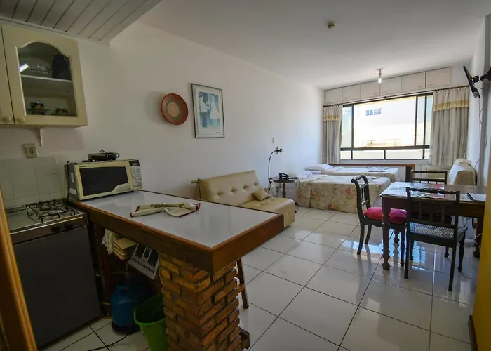 Flat no Farol da Barra