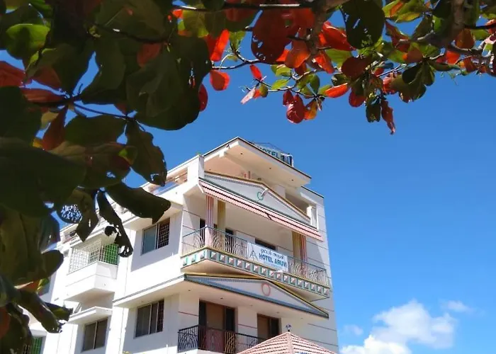 Aruvi Hotel
