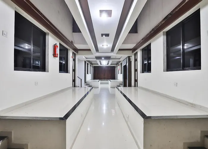 Hotel Ambica