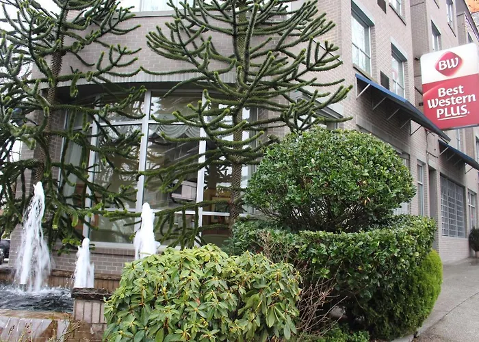 Best Western Plus Uptown Hotel