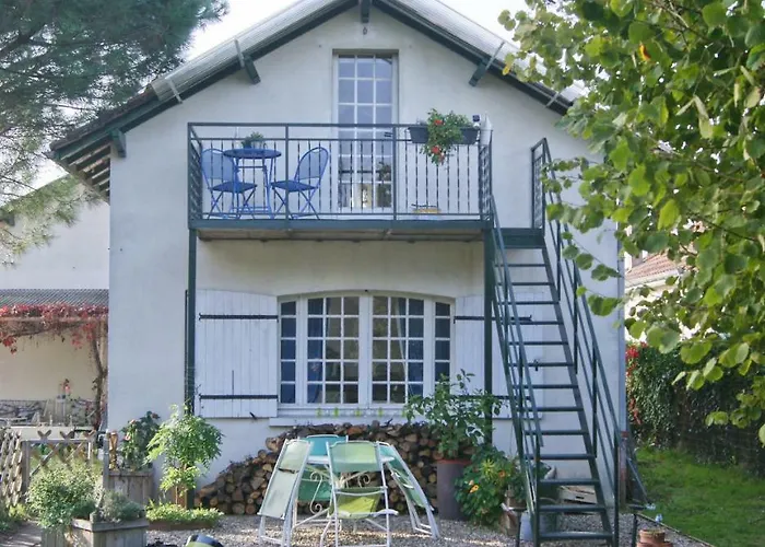 Bed and Breakfast Le Grenier De Louisette à Libourne