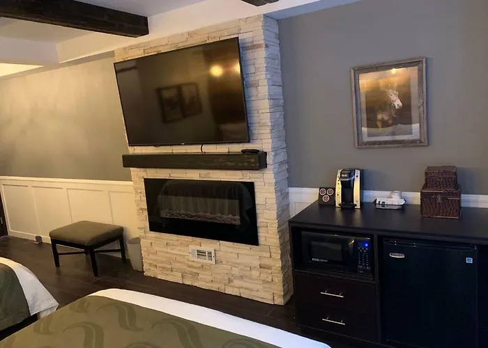 Cedar Stables Inn & Suites Sandusky