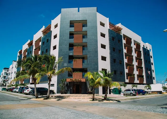Tres Soles Apartments