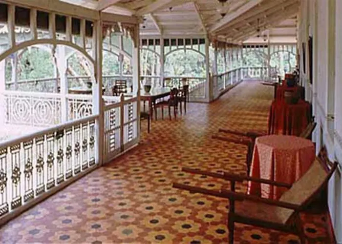 Dune Barr House - Verandah In The Forest