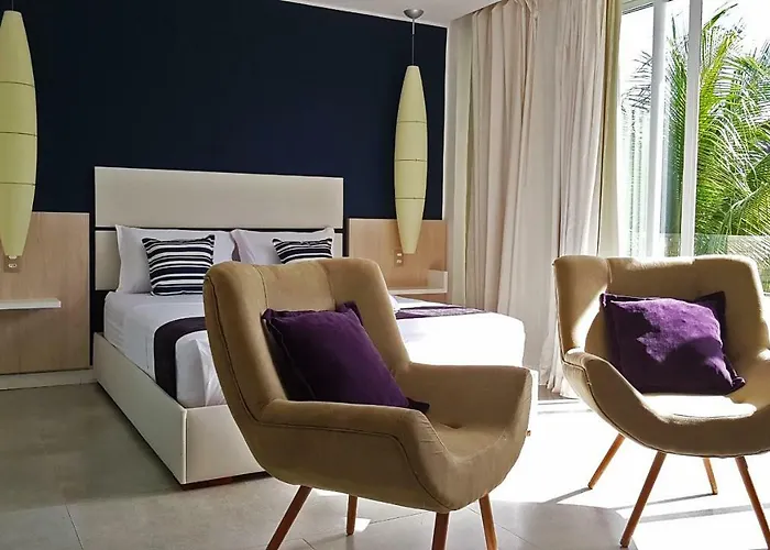 Ravenala Hotel Boutique