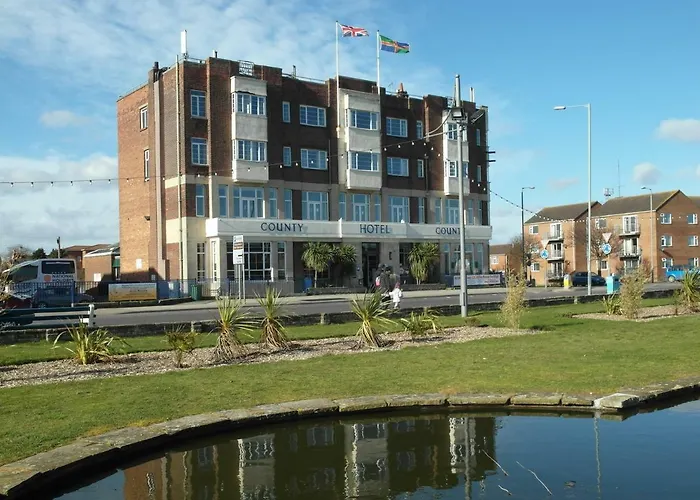 County Hotel