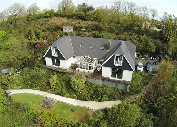 Rocklands House Bed And Breakfast