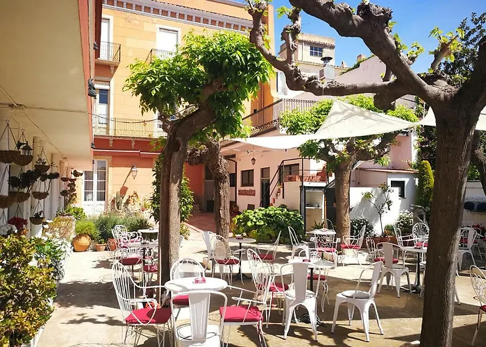 Hostal Plaja I Pati De Can Plaja Palafrugell